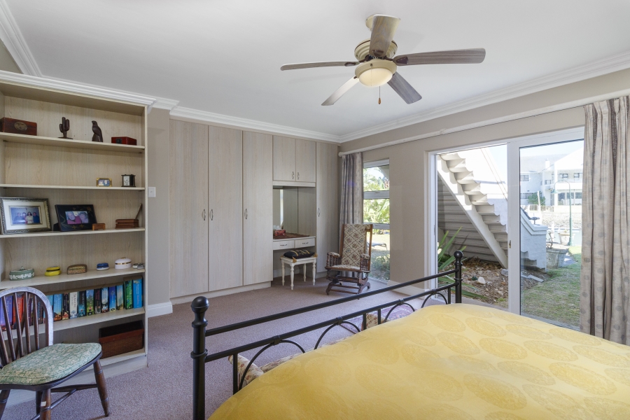 6 Bedroom Property for Sale in Royal Alfred Marina Eastern Cape